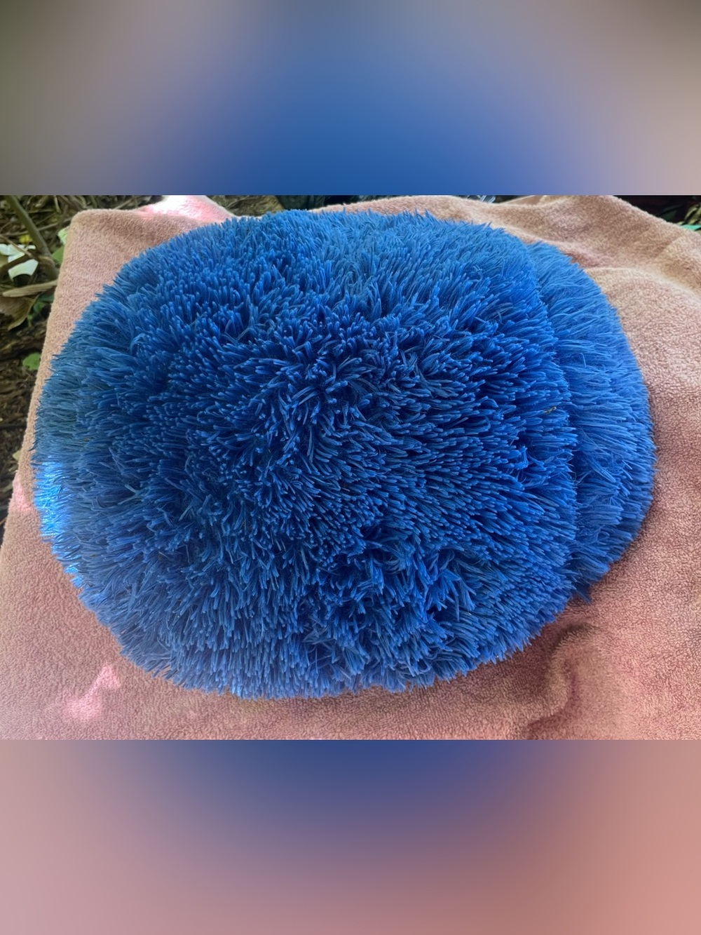 Mainstays Plush Shag Round Accent Pillow in Bright Blue